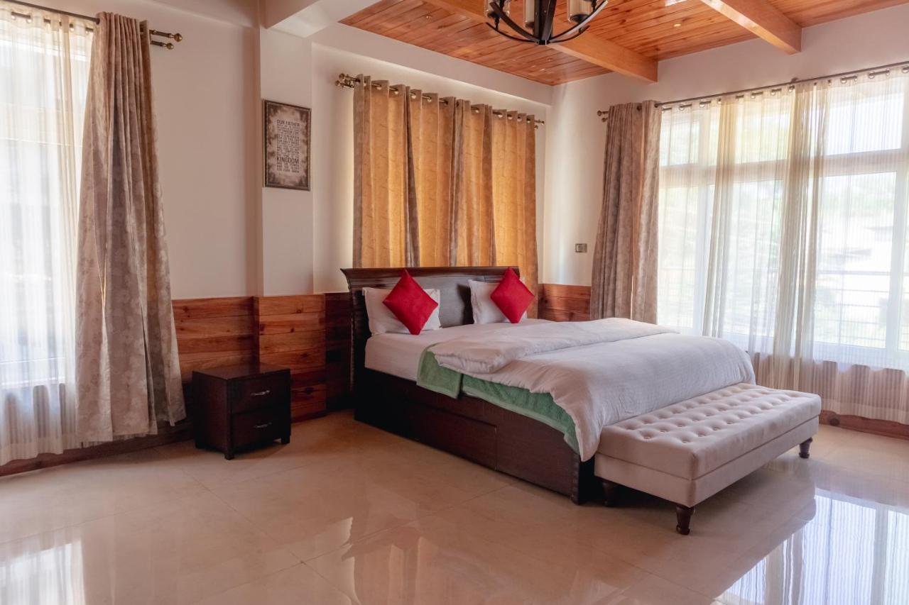 Ivory Bliss, The Boutique Homestay 실롱 외부 사진