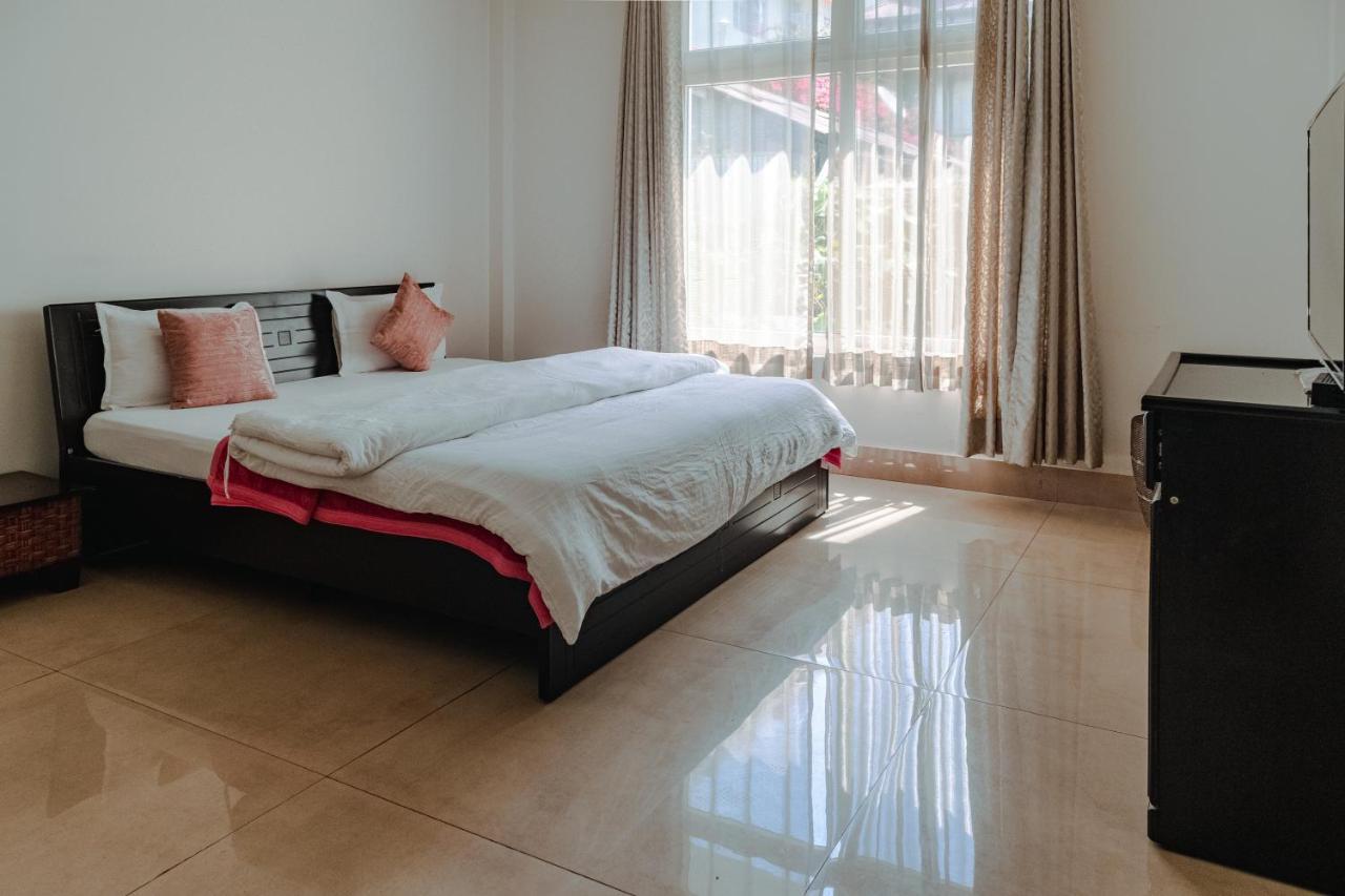 Ivory Bliss, The Boutique Homestay 실롱 외부 사진